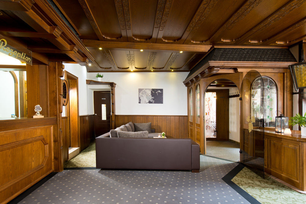 Hotel Ellenzer Goldbaeumchen Extérieur photo